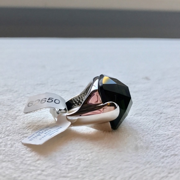 Stunning Lia Sophia Ring! Size 6! - Picture 7 of 8